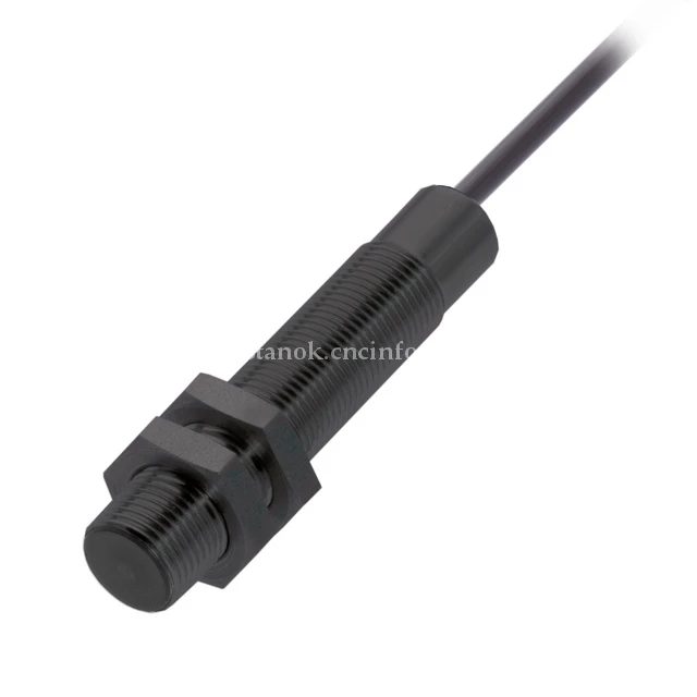 Датчик ёмкостный BALLUFF BCS M12BBI1-PSC40D-EP02